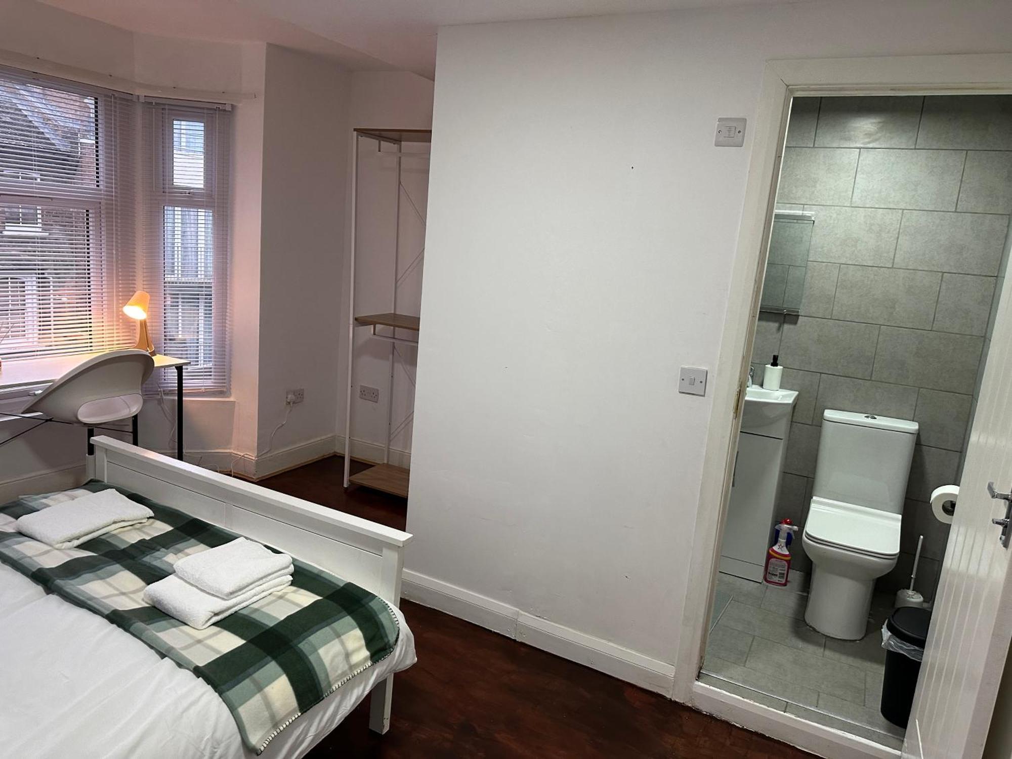 Stratford Guesthouse ลอนดอน ภายนอก รูปภาพ